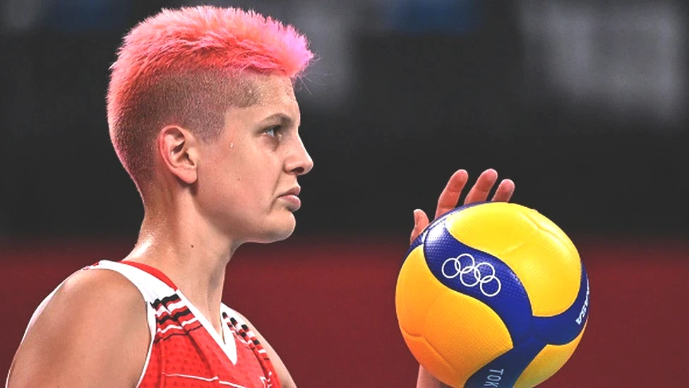 119954176-gettyimages-1234227962-594x594.jpg