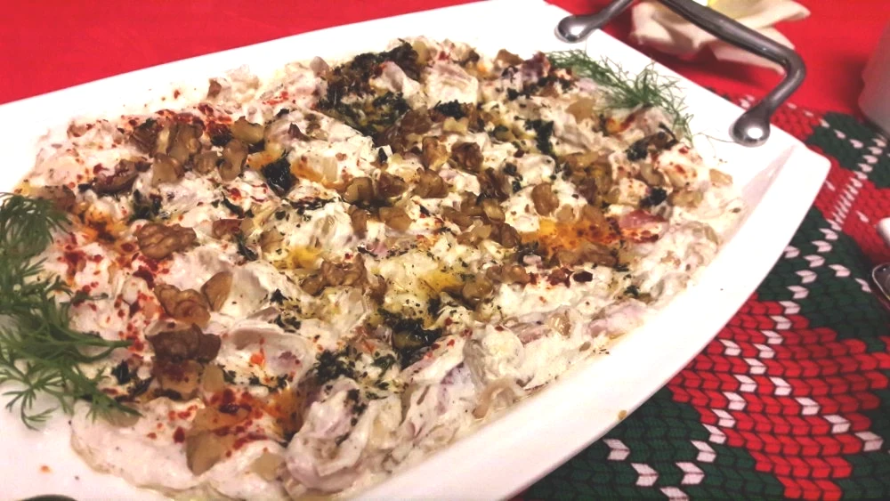 yogurtlu-sogan-mezesi-1-1.jpg