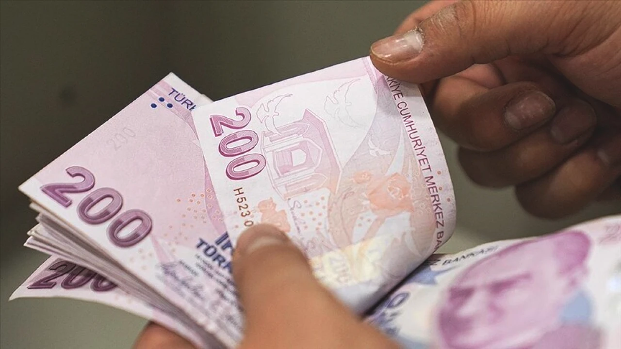 Memur Maaşına Ocakta Yeni Zam! En Düşük Maaş 76 Bin TL'ye Yaklaşıyor