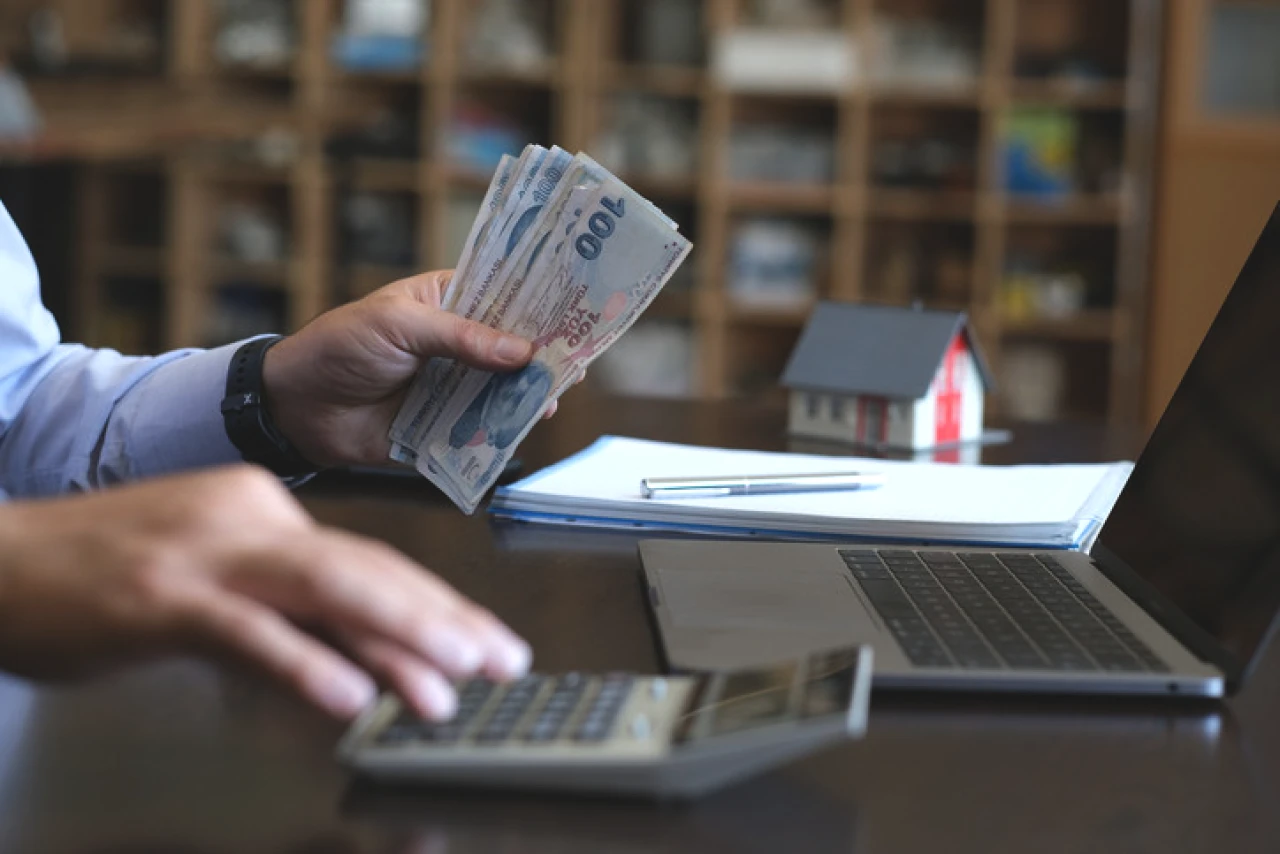 Bağ-Kur'lu Esnafa 1800 Gün Az Prim Yolu! 7200 Gün Düzenlemesinde Son Durum