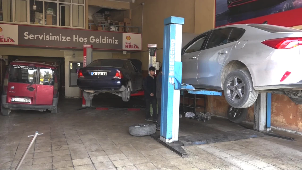 Kış Gelmeden Aracınıza Bunu Yapın! Ustalardan Antifriz Uyarısı