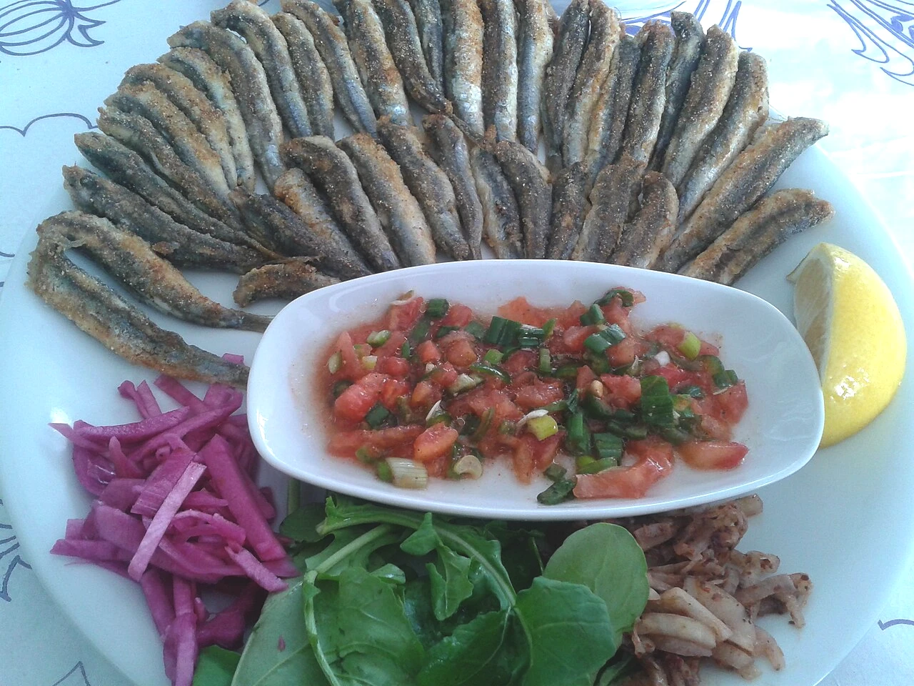 Hamsi Kızartırken Evi Koku Sarmasın! Karadenizlilerin 6 Sırrı